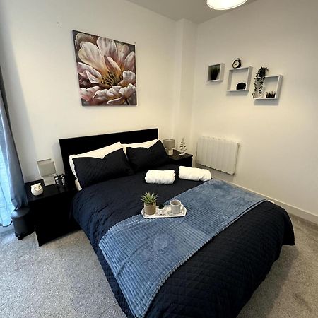 Cozy Bracknell Apartment With Modern Amenities Luaran gambar